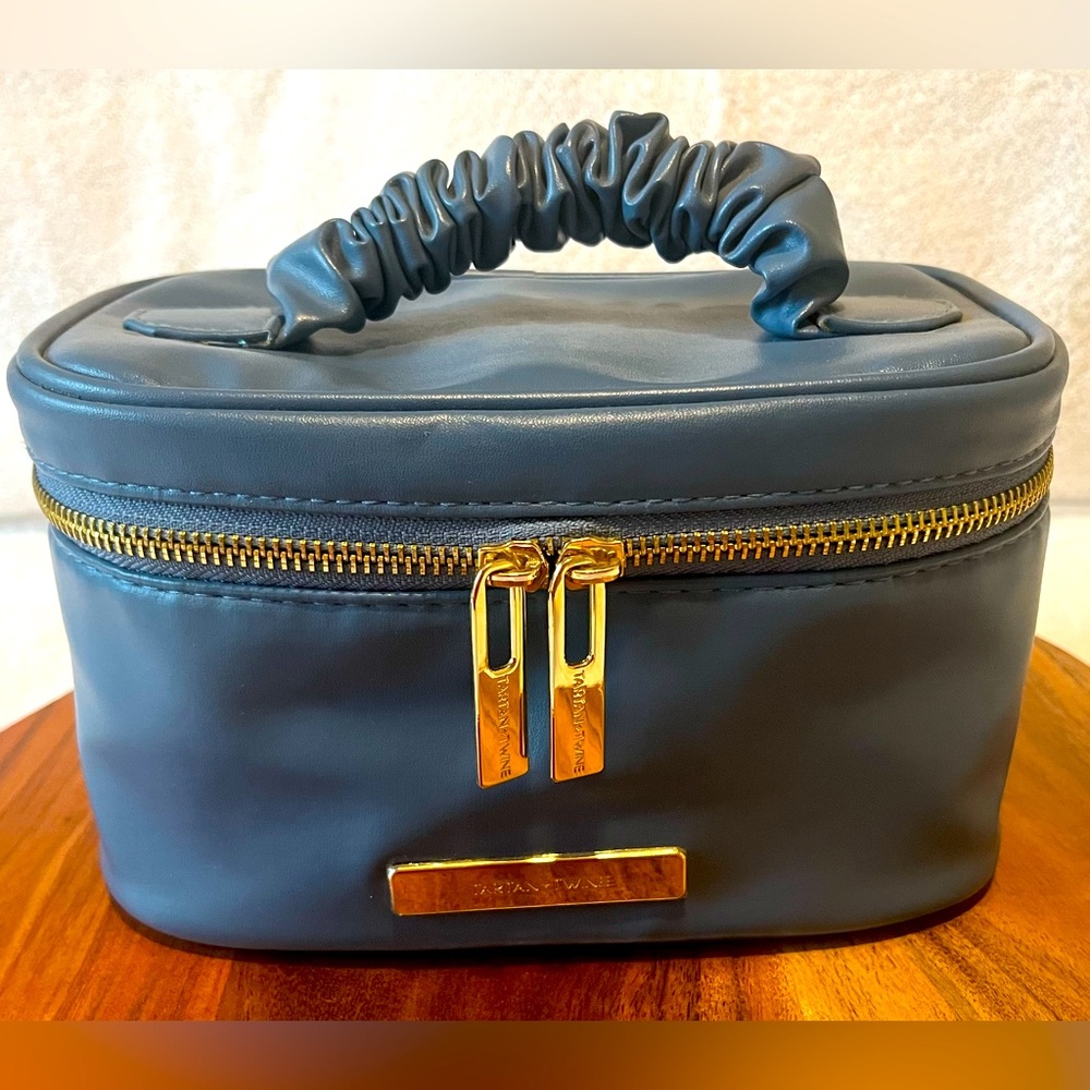 Tartan & Twin travel bag